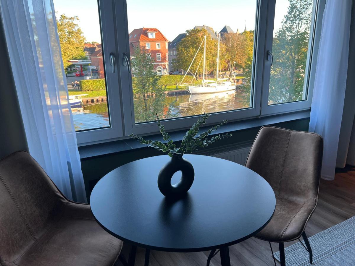 Gemuetliches Studio Im Stadtkern Mit Kanalblick エムデン エクステリア 写真